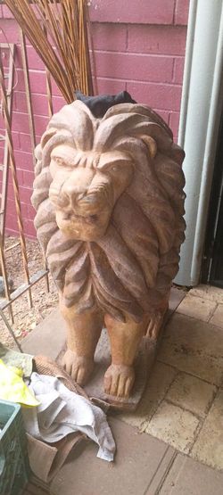 2 Large Stone Lion Garden Statue