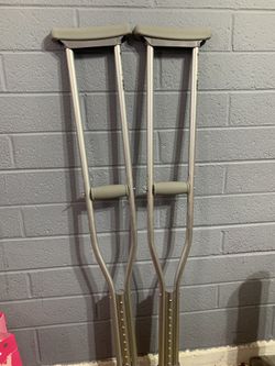 Crutches For 5’2 - 5’10