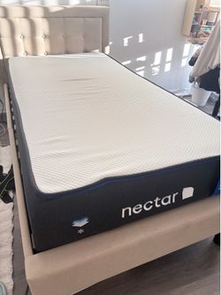 Twin XL Nectar mattress and bedframe