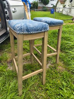 32-inch Bar Stool