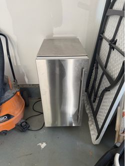 Scotsman 15” Gravity Drain Ice Maker