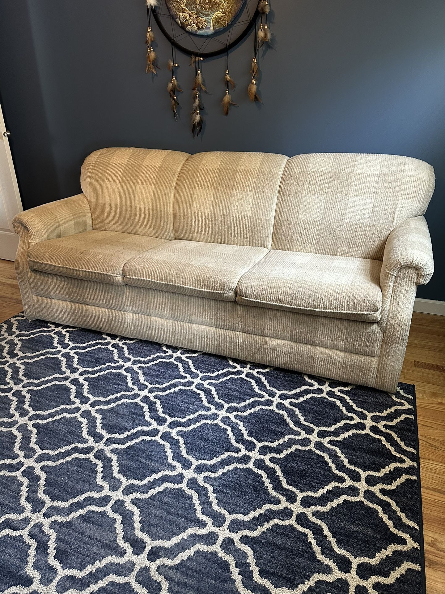 Free Couch