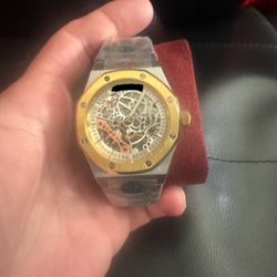 Really Nice Two Tone Watch. 