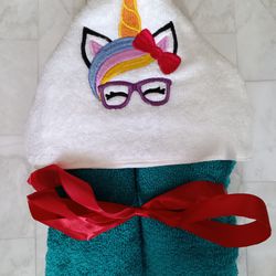 Kids Unicorn 🦄 Hooded Towel