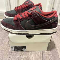 Nike SB Dunk Riot Skate Shop Red Size 9