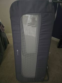 Toddler bed rail guards