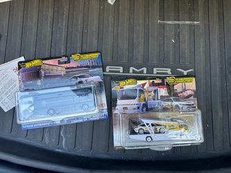 Hot Wheels Premium Car Culture Team Transport Ledgends Tour. '24 Honda Civic Type R & Kousoku Hauler