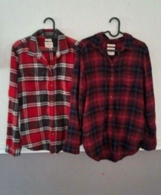 American Eagle Women’s Flannel Shirts