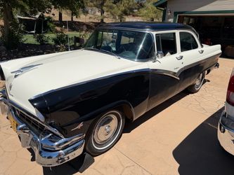 1956 Ford Fairlane