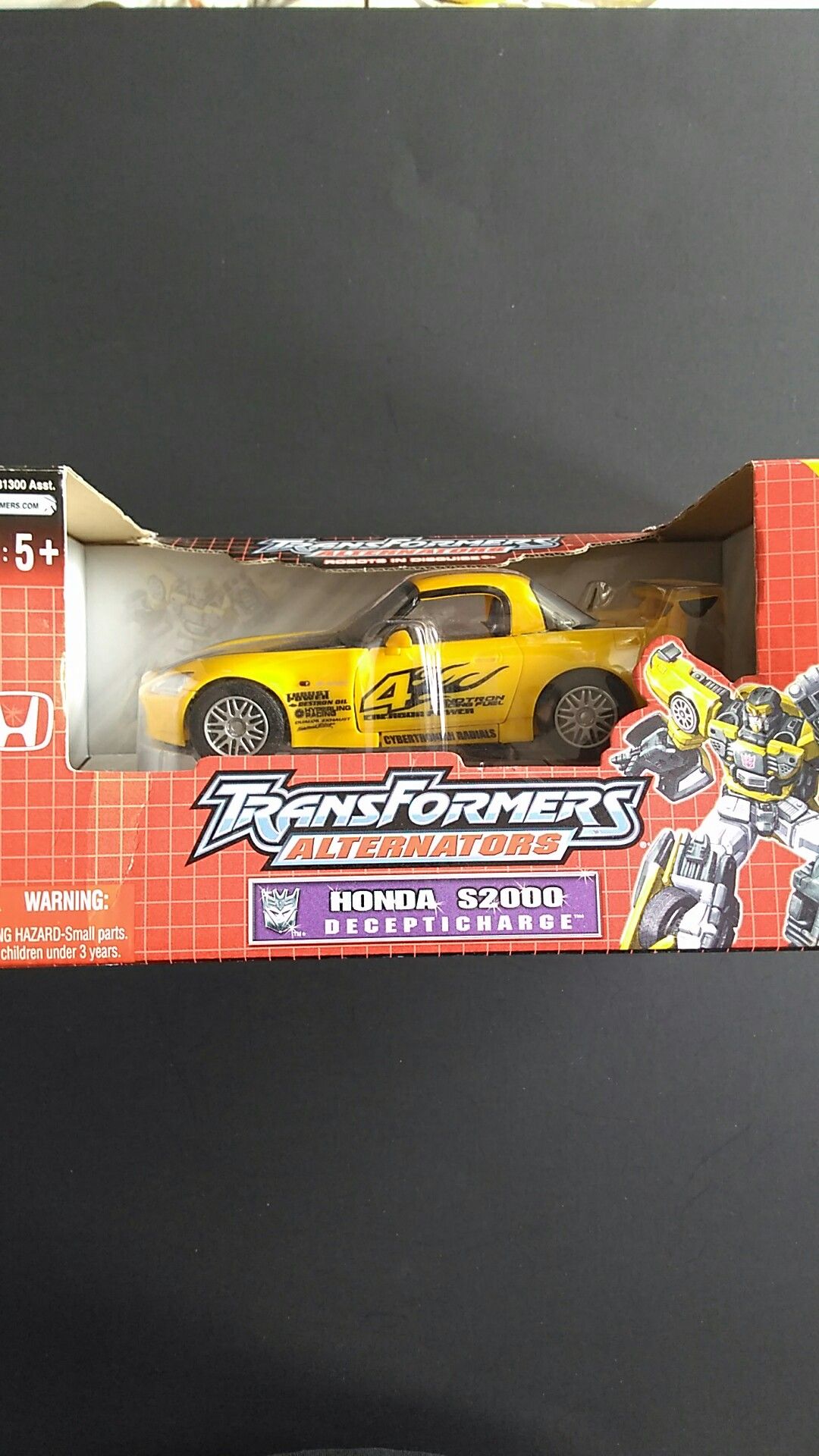 Transformer!New In Box 2004 Honda S2000 Decepticharge