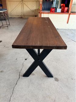 Table with 6 chairs