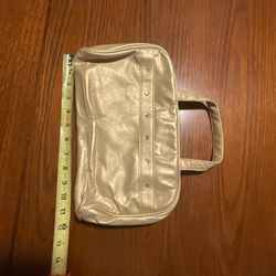 Toiletry organizer