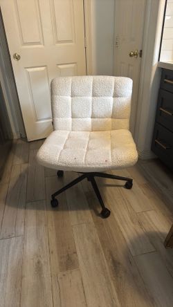 Office chair Free