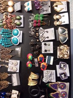 Vibrant Hand crafted vintage Fashion earrings