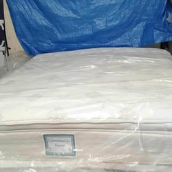 Queen Size Mattress (Colchón Queen Size)