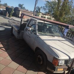 💯🔥💯🔥 $5200 Toyota 1985 Lista Para Trabajar Ofresca Mejor Oferta Me Urge Venderla $5200 🔥🔥💯💯