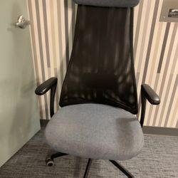 IKEA Jarvfjallet Ergonomic Office Chair with Lumbar Support and