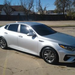 2020 KIA Optima