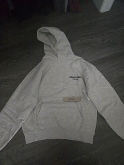 Essentials hoodie fear of god,size small