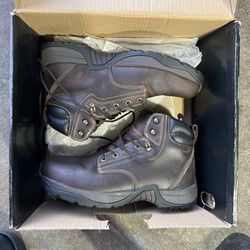 Work boots size 12