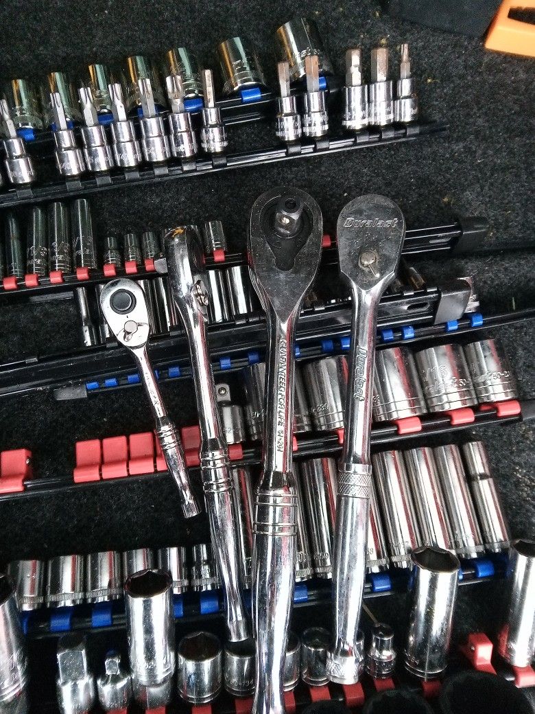 Mechanic Tools Deal Won't Last Long