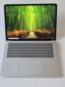 Microsoft surface studio Intel core i7-11370H 16Gb ram 512gb Ram RTX 3050