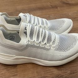 Apl Techloom Breeze Women’s Shoes. Size 9.5