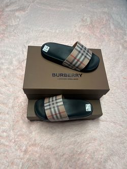 Burberry slides
