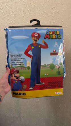 Super Mario costume