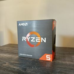 AMD Ryzen™ 5 5600X 6-core/12-thread 3.6Ghz Socket AM4 65W 100-100000065BOX Desktop Processor