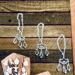 Key charm butterfly- bling rhinestone chandelier crystal keychain--purse charm accessories-gifts- Crystal Suncatcher chandelier - moms gifts