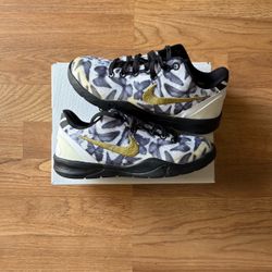 Nike Kobe 8 Protro Mambacita PS Size 1y