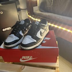 Panda’s Women 7 1/2 