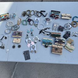 BUNDLE OF NWT & NWOT BRACELETS & EARRINGS ALL AS PICTURED STACKS OF 3 -5
