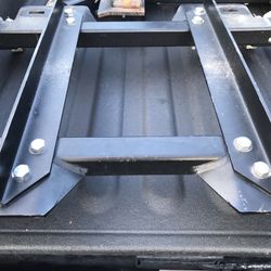 Chevy Puck System Fifthwheel Adapter 