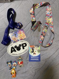 Walt Disney Lot - Paris Lanyard, Nerds rock Lanyard, Stitch Magnet, etc