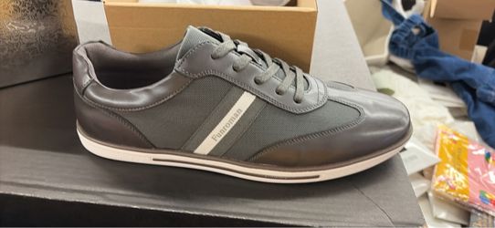 Funroman Gray Low-Top Sneakers