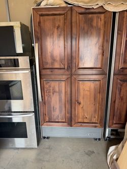 Sub Zero refrigerator, Make me a reasonable offer, puo on 67th Ave in Bethany