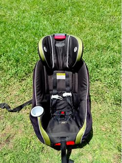 Selling a GRACO Car Seat with 8 Adjustable Positions