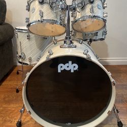PDP Concept Maple 5-piece Drum kit 