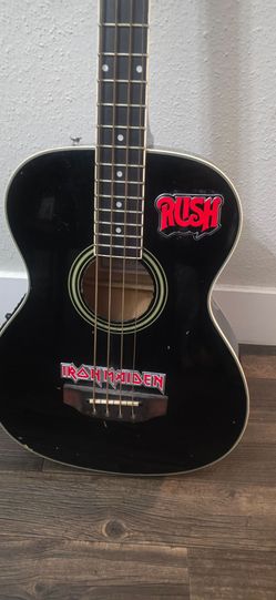 Carlo Robelli CRFB700EQ Acoustic-Electric Bass Guitar