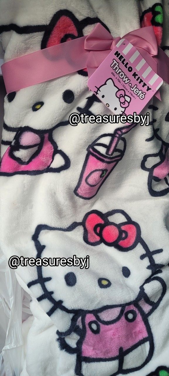 Hello Kitty Strawberry Blanket 