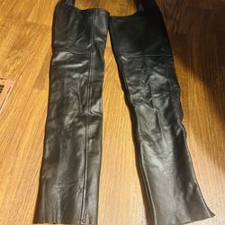 Biker   Motorcycle Leather Chaps  Small  31 Long