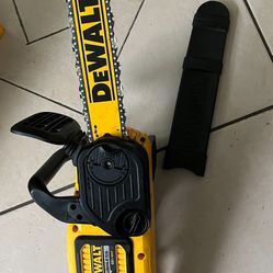 Dewault Brushless 60V MAX Chainsaw 16 In. 