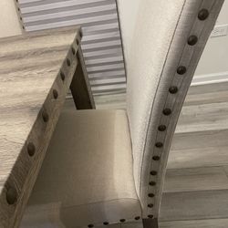 Dinning Room Table 7 Pieces 