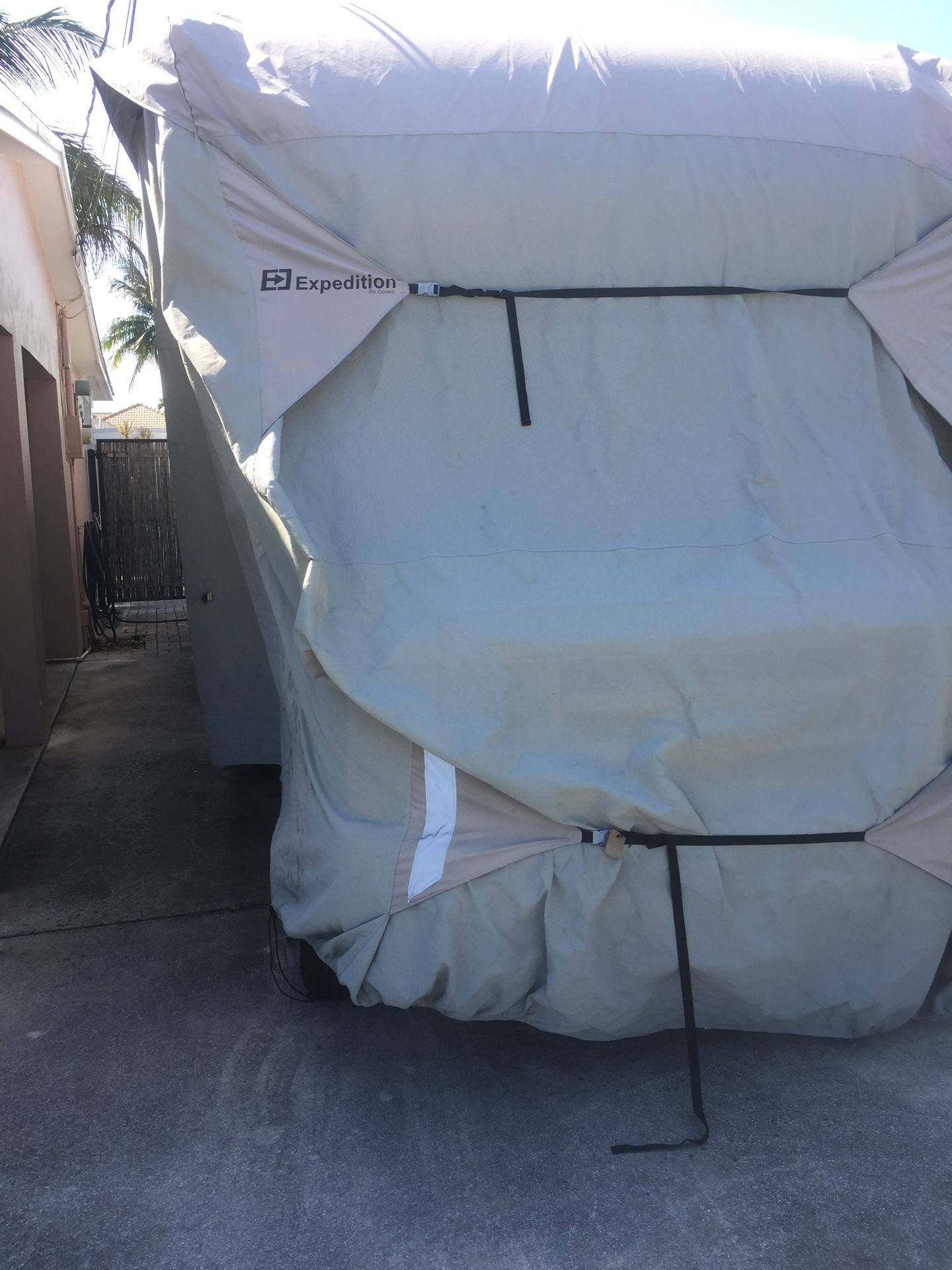 RV Cover By Expedition 32’ 