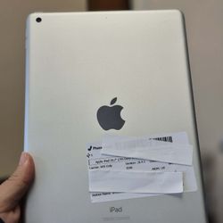 iPad 7th Gen 32GB 