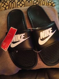 Men's Nike bennassi slides