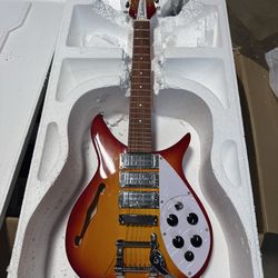 New sealed in the box Electric Guitar,Tremolos System Bridge Cherry Sunburst Color,6 Strings Guitarra (E65)