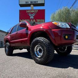 17x8.5 KMC Machined Black Rims And Tires 35/1250/17